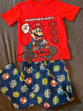 Nintendo Mario Kart Red Top with Blue Character-Print Pajama Set